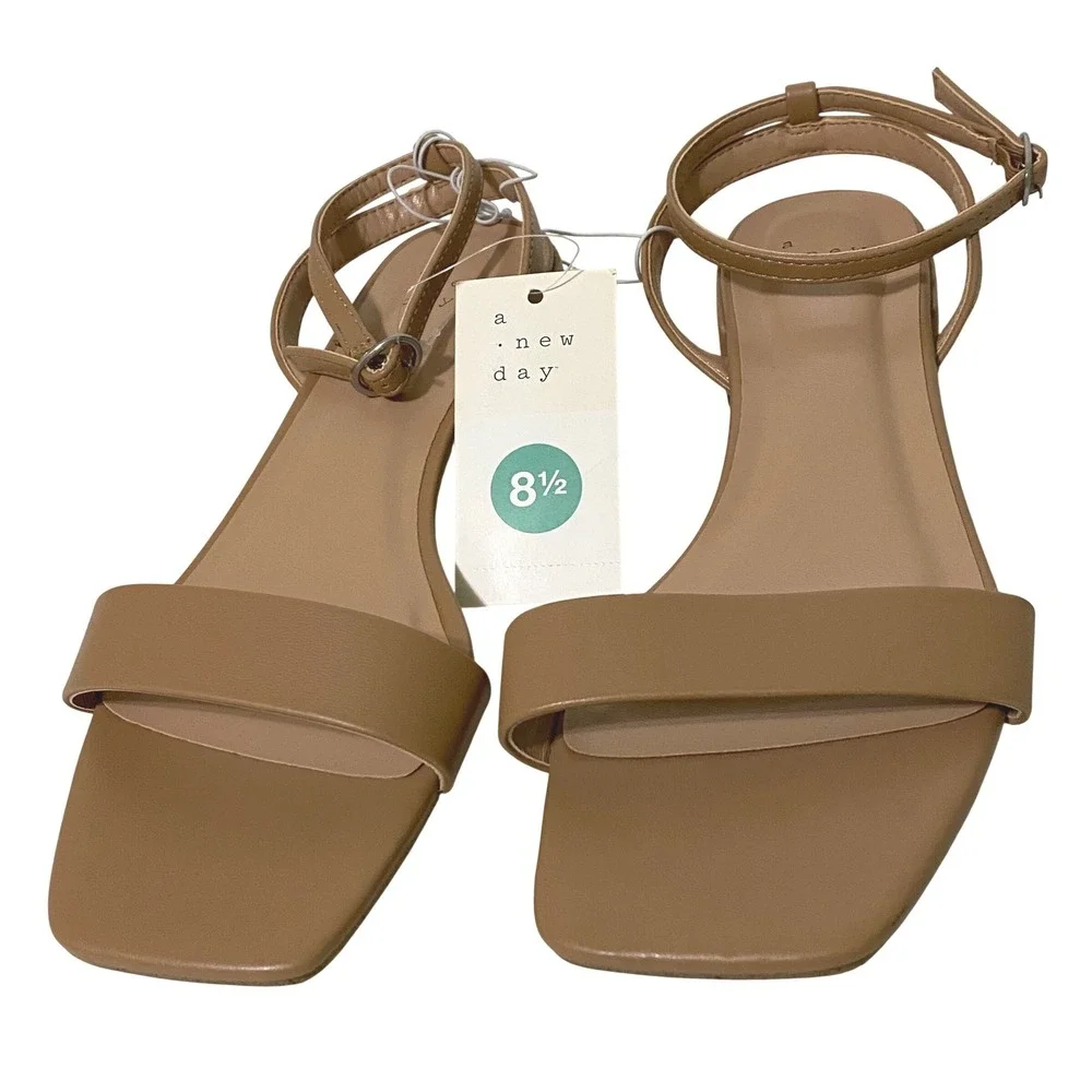 New Day Delores Tan Ankle Strap Square Toe Low Heel Sandals 8.5 Capsule Wardrobe